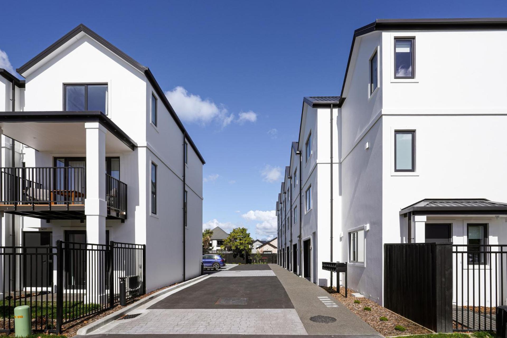 Holiday home Monavale Mews - *