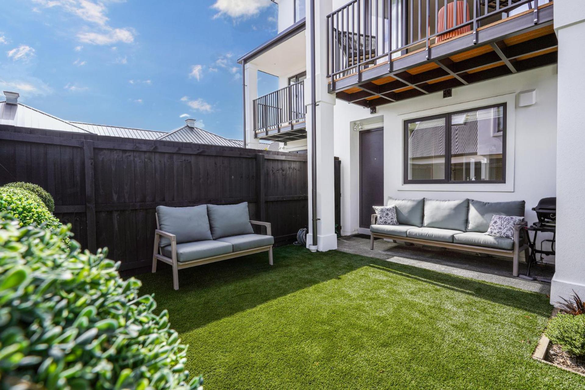 Monavale Mews - Holiday home